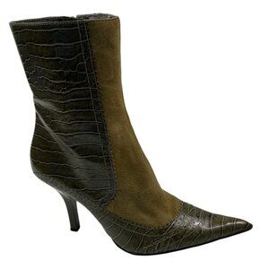 Nine West High Heel Leather Bootie Olive Green Pointed Toe Size 7 Lining Flaw